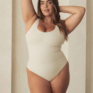 Pinsy Scoop Tank Hourglass Shapewear Thong Bodysuit